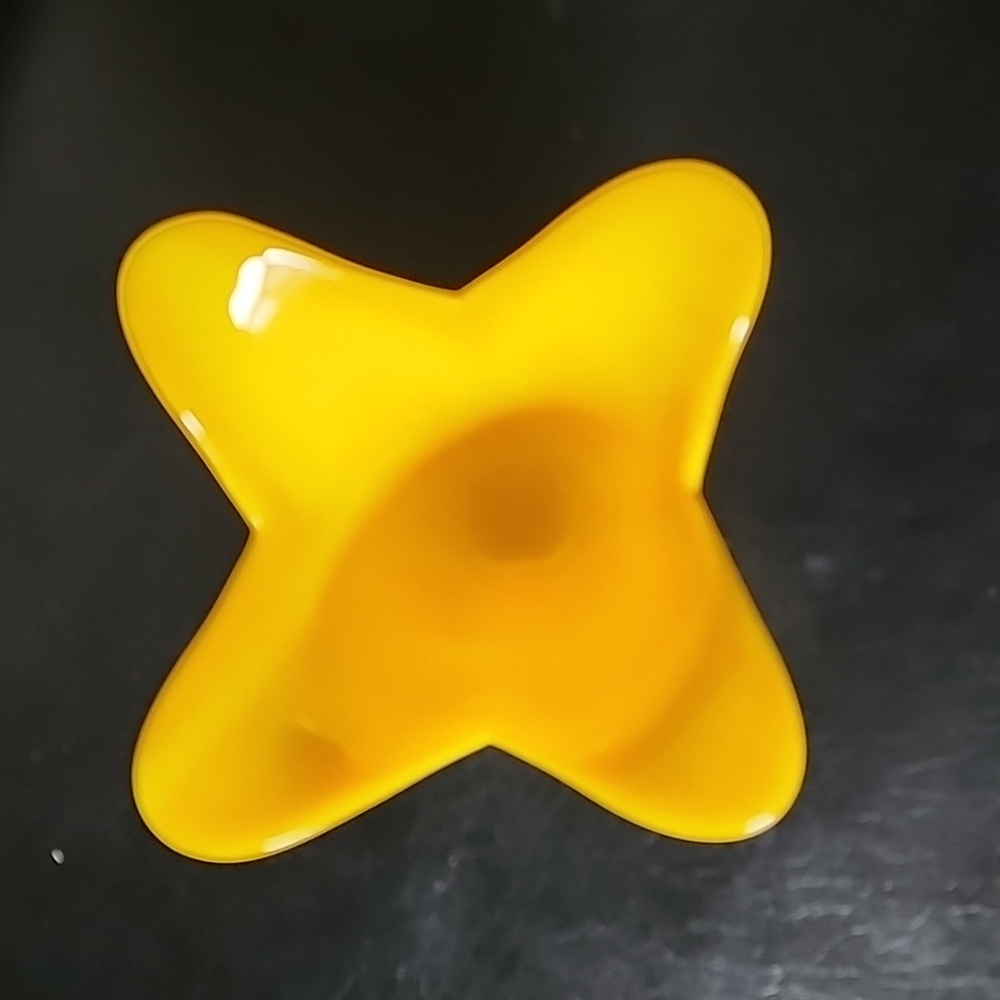 Vintage Yellow Satin Glass 4 Petal Flower Vase Makeup Bowl Candy Dish - Picture 4 of 6